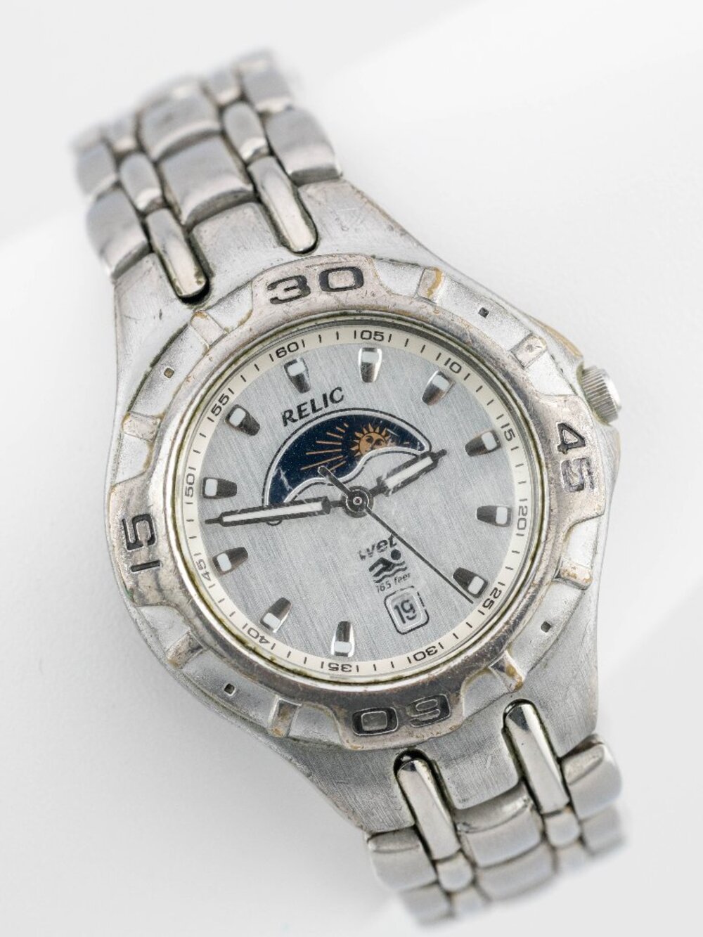 Relic ZR11637 Sun-Moon Quartz Analog Women's Watch New Battery